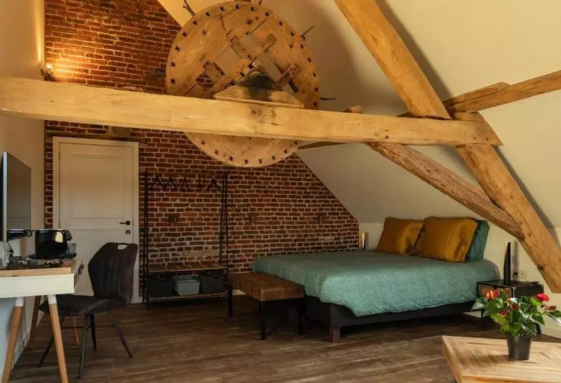 Aamiaismajoitus (B&B) Hofstede Ter Biest