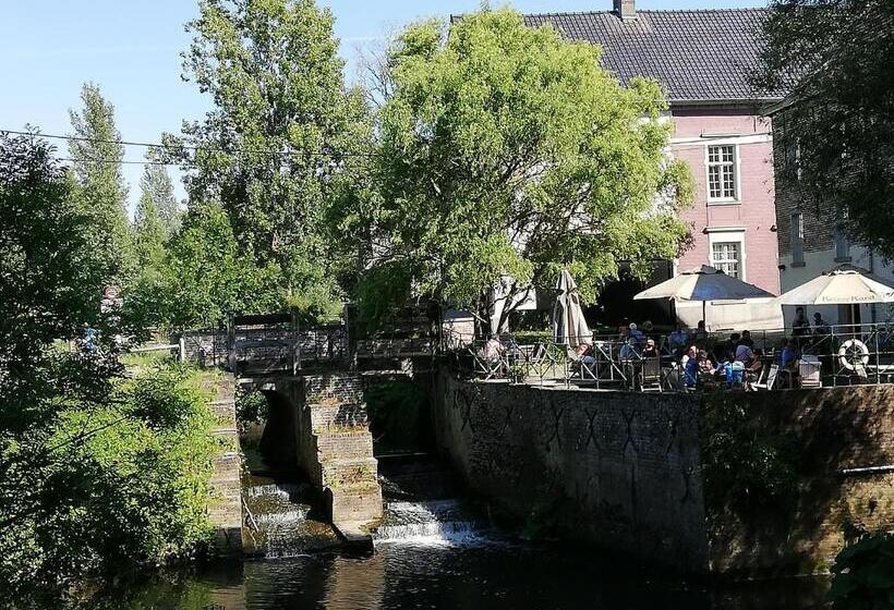 تختخواب و صبحانه Hofstede Ter Biest