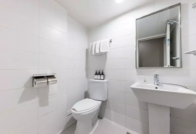 Daejeon Yongjeon Hotel Ben