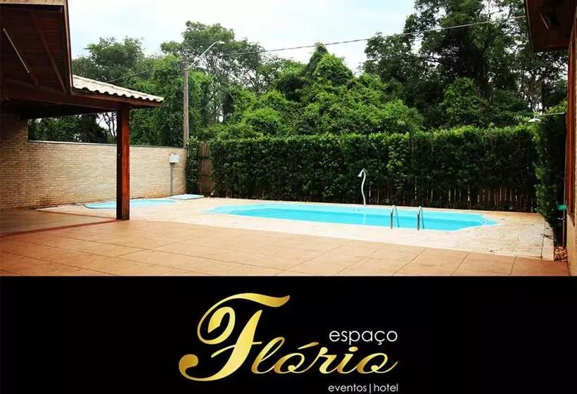 Hotelli Espaço Flório