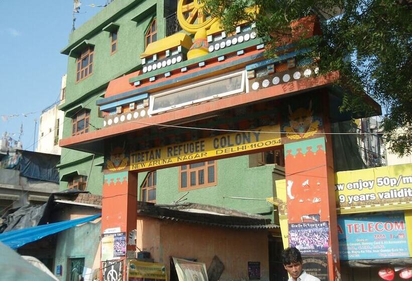 هتل Olive Saffron