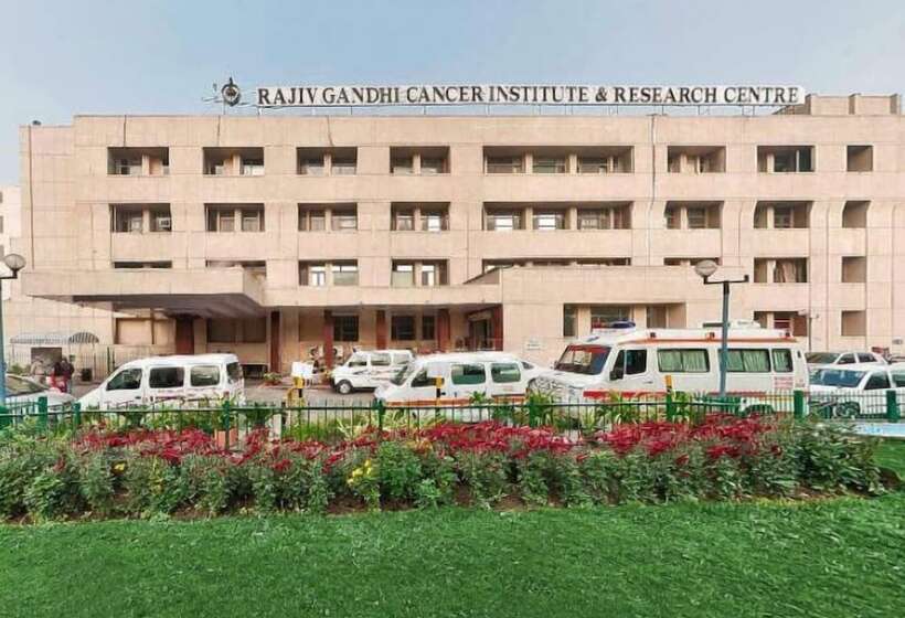 هتل Olive Saffron