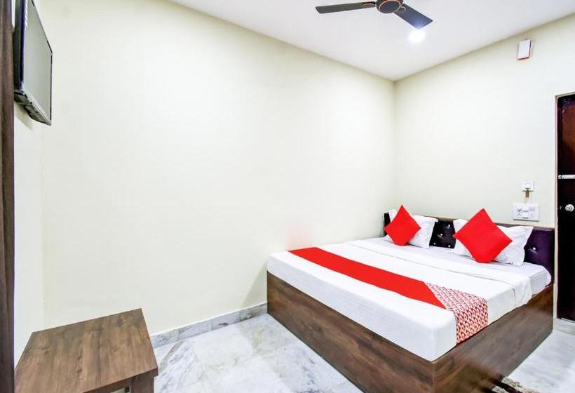 בית מלון כפרי Oyo 79495 Maa Mangala Guest House