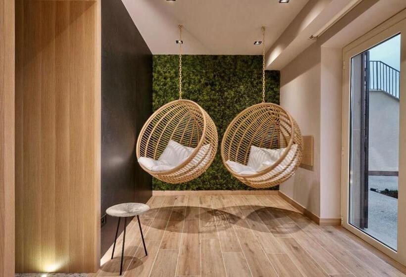 ホテル Relais Colle Buono