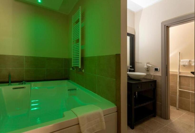 ホテル Relais Colle Buono