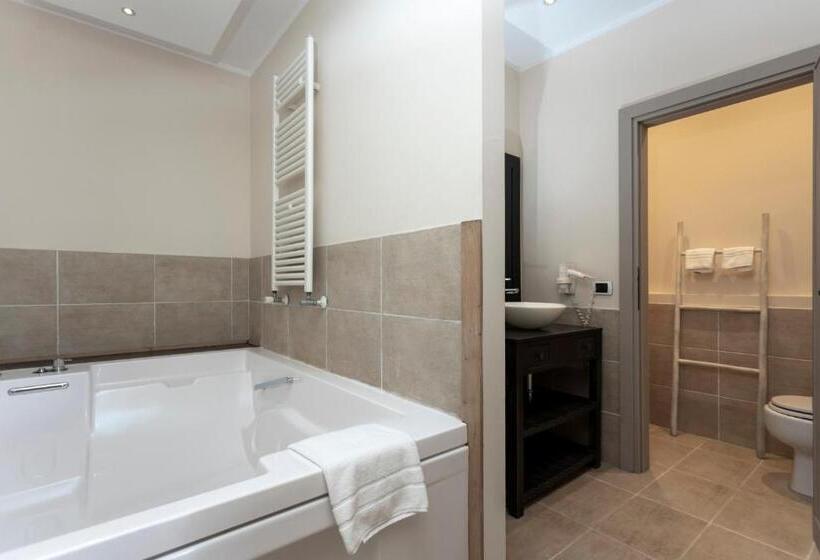 ホテル Relais Colle Buono