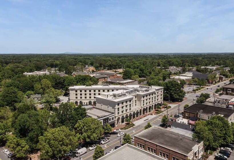 בית מלון כפרי The Hamilton Alpharetta, Curio Collection By Hilton