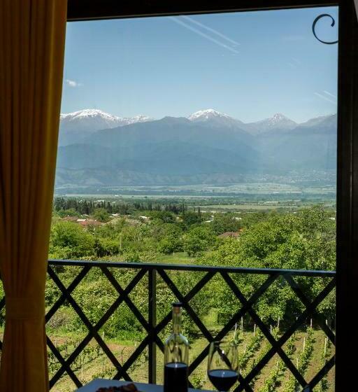 هتل Tsinandali Resort & Spa