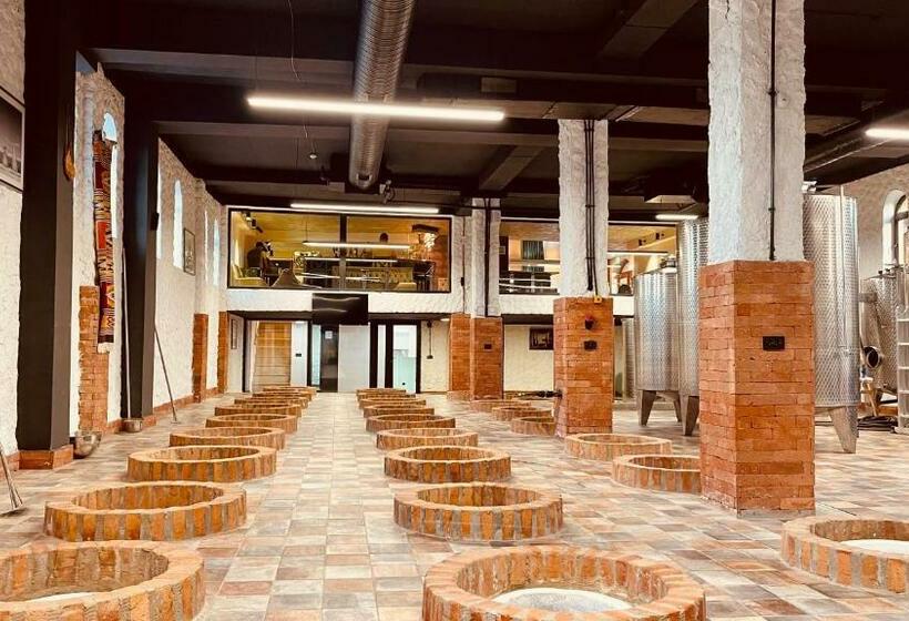 هتل Tsinandali Resort & Spa