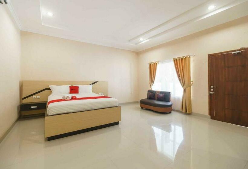 Reddoorz @ Hotel Copacobana Bengkulu