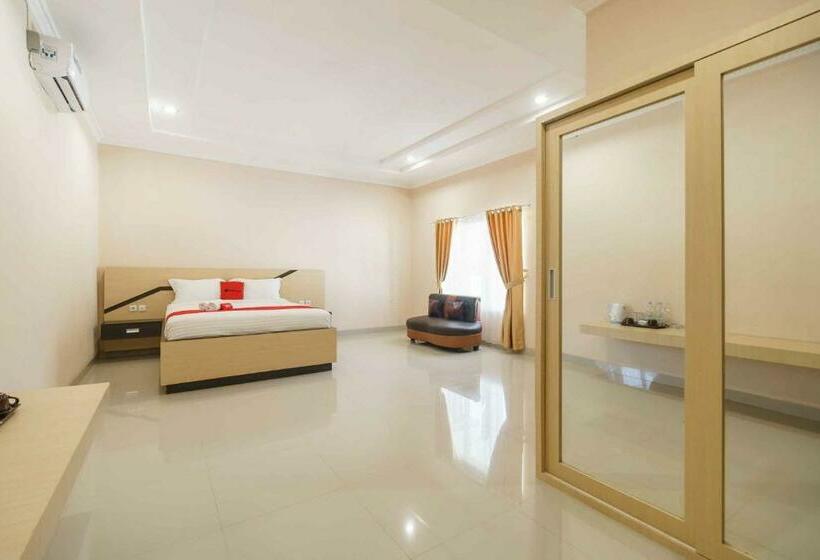 Reddoorz @ Hotel Copacobana Bengkulu