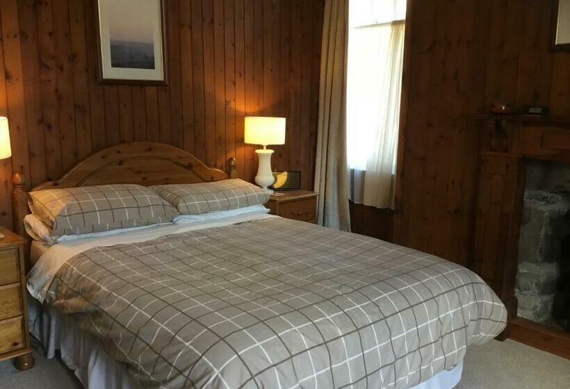 Westward Bed And Breakfast