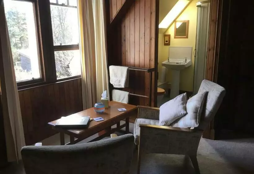 Westward Bed And Breakfast