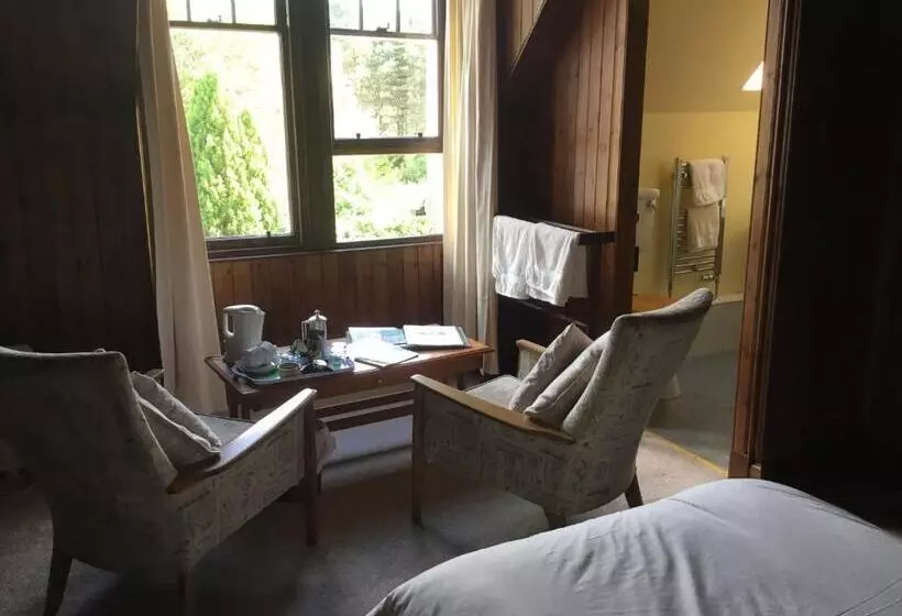 Westward Bed And Breakfast