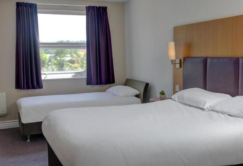 ホテル Embassy , Gateshead Newcastle, Team Valley, A1m, Sure Collection By Best Western