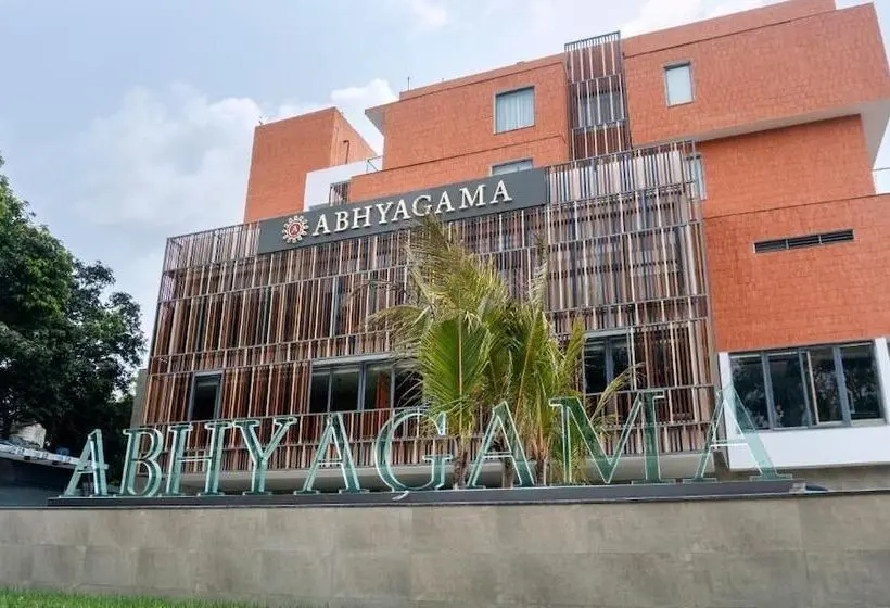 Hotel Abhyagama