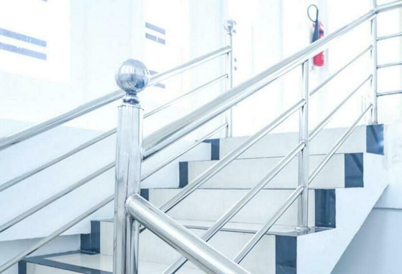 בית מלון כפרי Koolkost @ Bypass Jimbaran