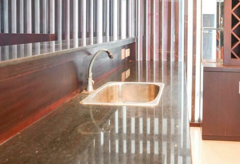 בית מלון כפרי Koolkost @ Bypass Jimbaran