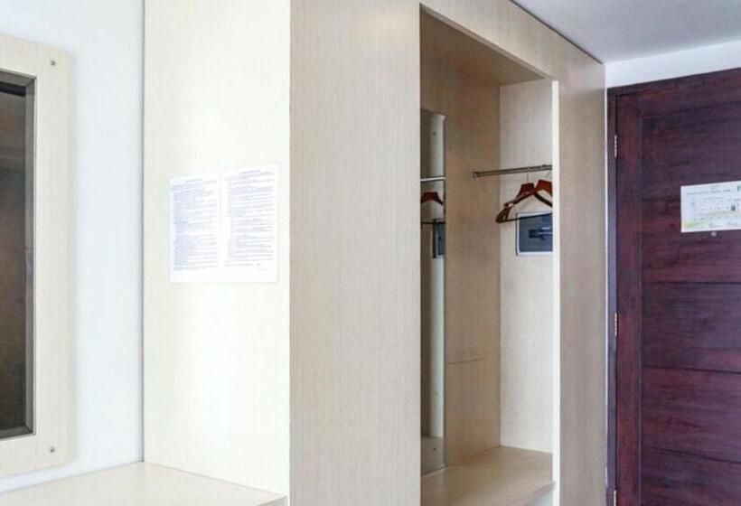 בית מלון כפרי Koolkost @ Bypass Jimbaran