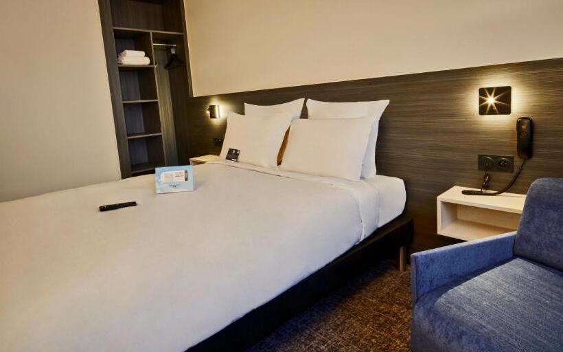 酒店 Kyriad Combslaville Senart