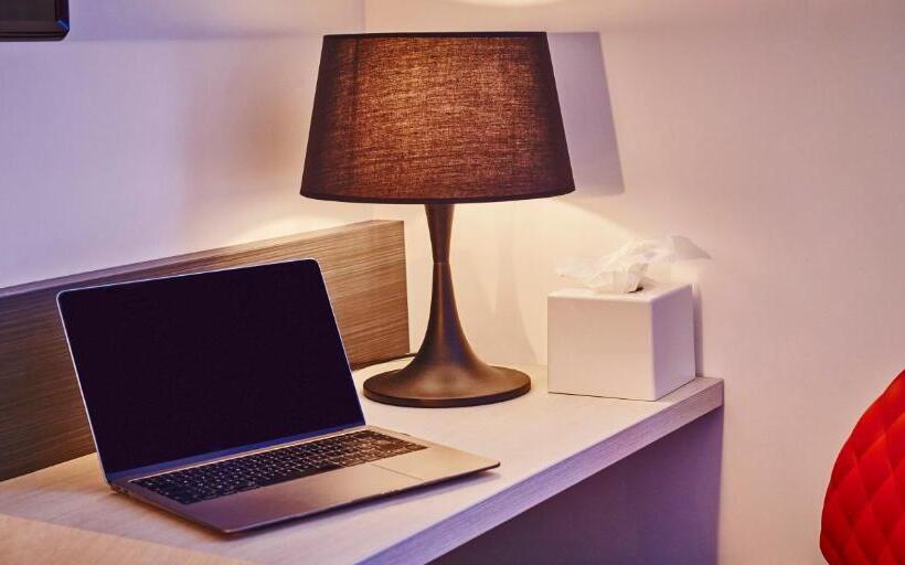 酒店 Kyriad Combslaville Senart