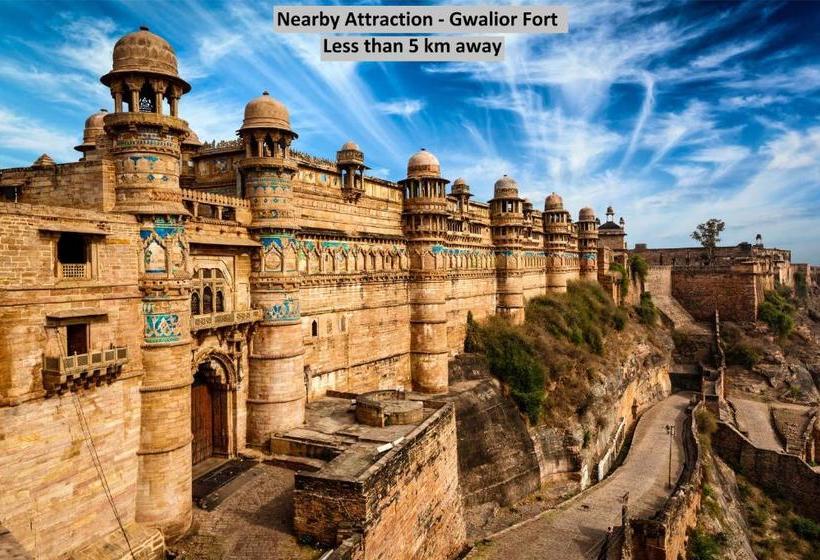 בית מלון כפרי Oyo 79591 Flagship  Shivalay