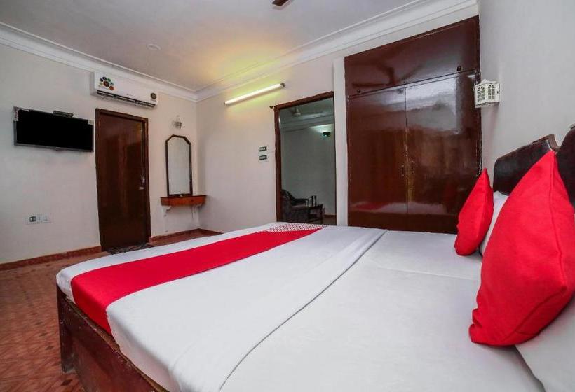 בית מלון כפרי Oyo 79591 Flagship  Shivalay