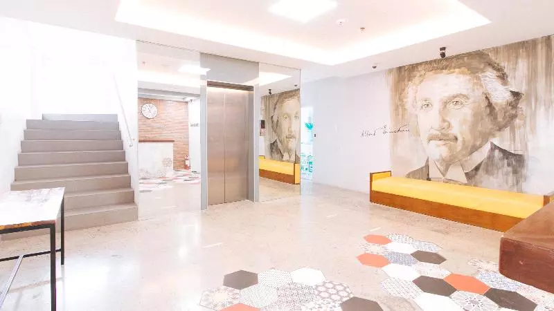 هتل Capital O 1318 Residences
