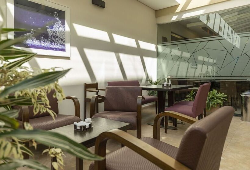 Blank Hotel Recoleta