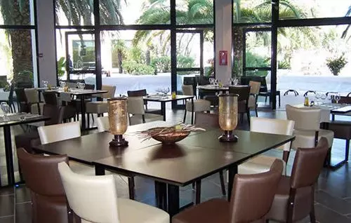 Отель Vacancéole Hôtel Las Motas