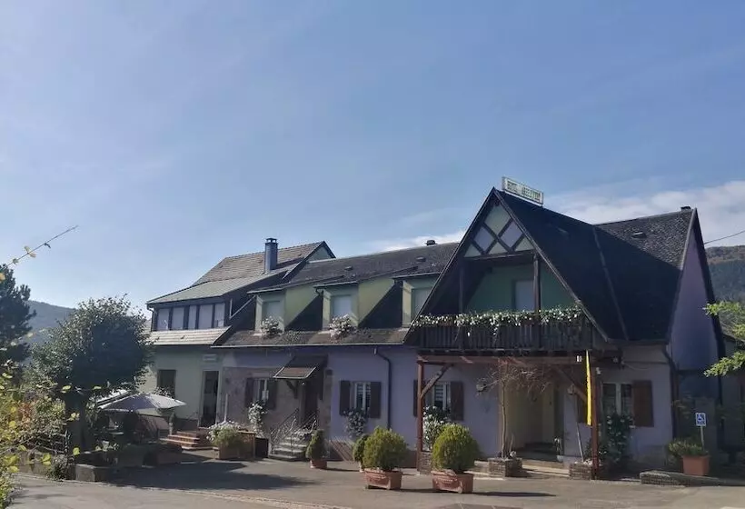 Отель A L'arbre Vert