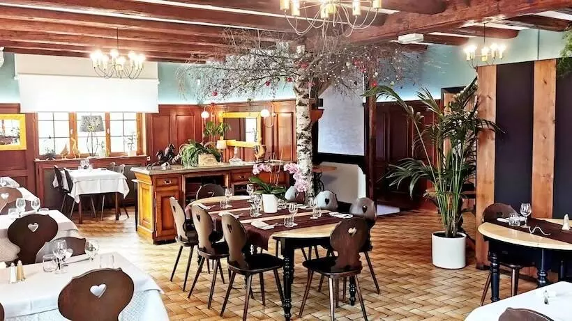 Отель A L'arbre Vert