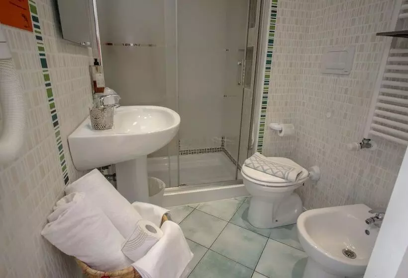 هتل Antigo Trovatore