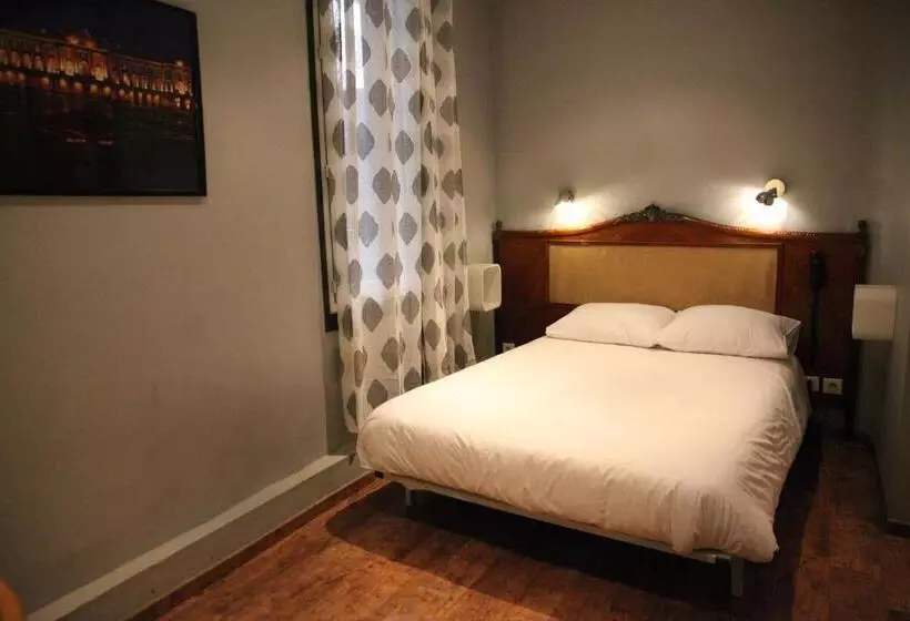 هتل Arnaud Bernard Hôtel