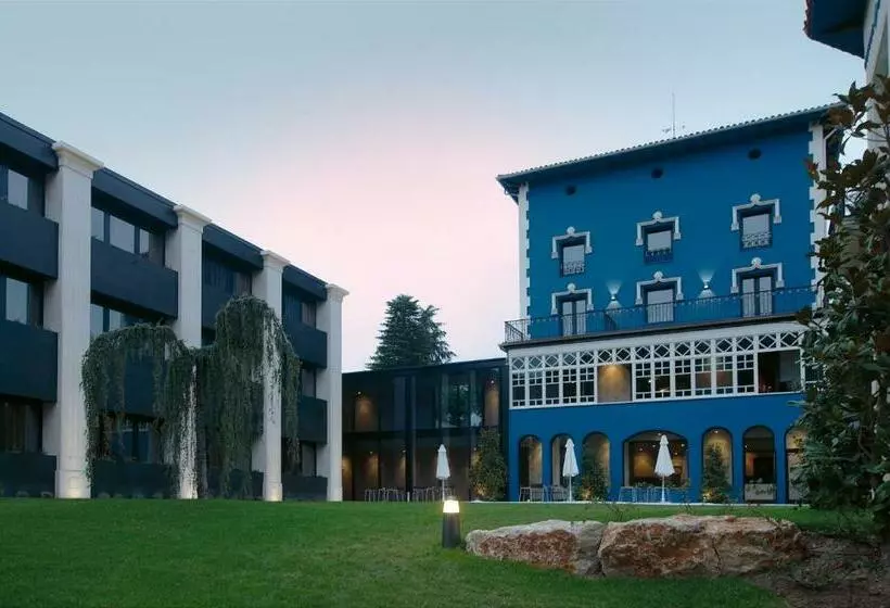 Отель Balneario Font Vella Adults Only