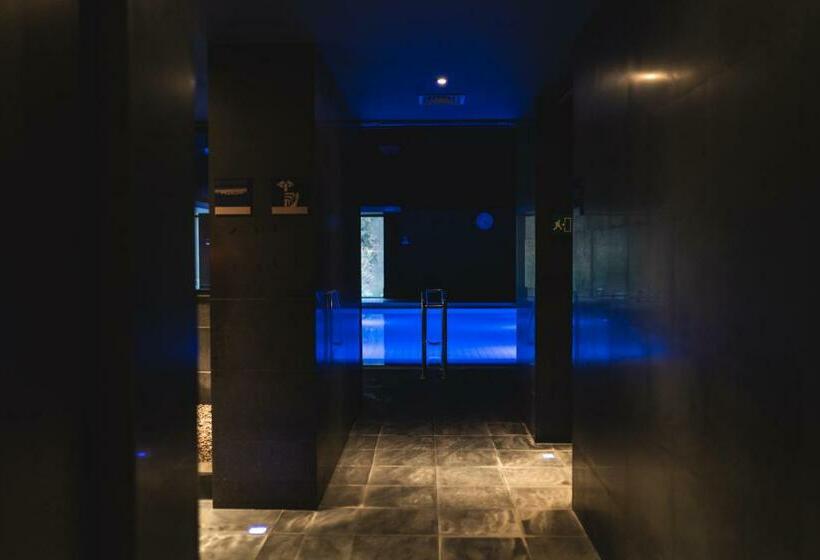 Отель Balneario Font Vella  Adults Only