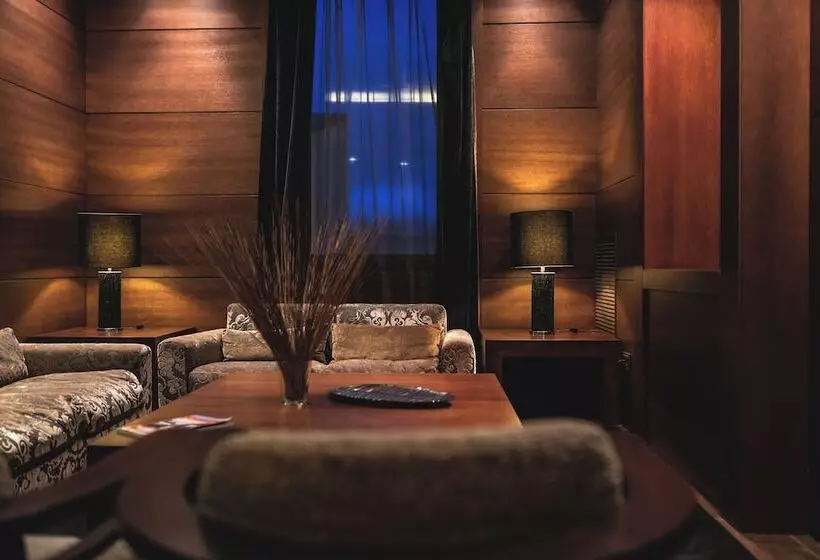 Отель Balneario Font Vella Adults Only