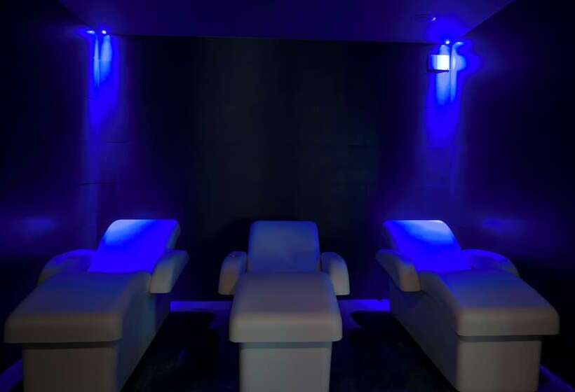 Отель Balneario Font Vella  Adults Only