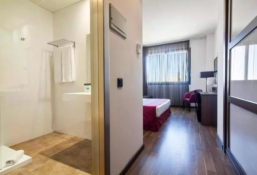 Отель Best 4 Barcelona