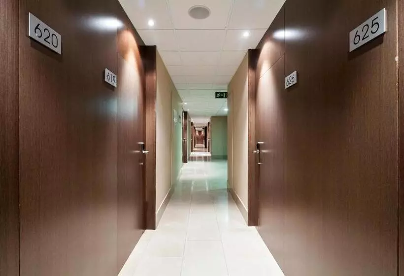 Отель Best 4 Barcelona