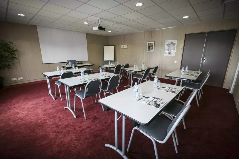 Brit Hotel Rennes Le Castel