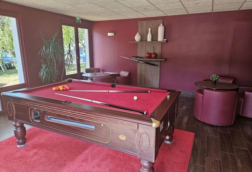 Отель Campanile Deauville  Saint Arnoult