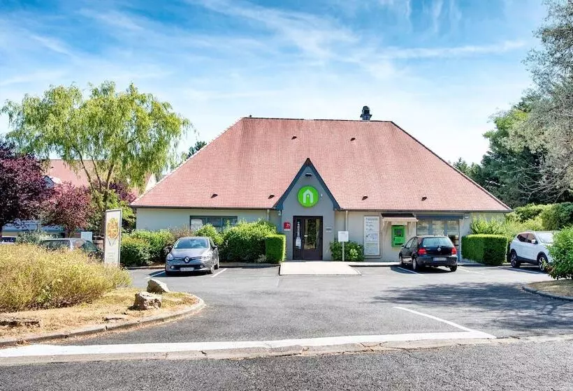 هتل Campanile Deauville Saint Arnoult