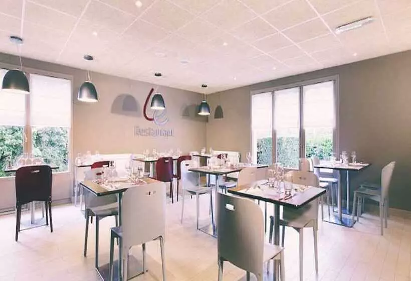 هتل Campanile Deauville Saint Arnoult