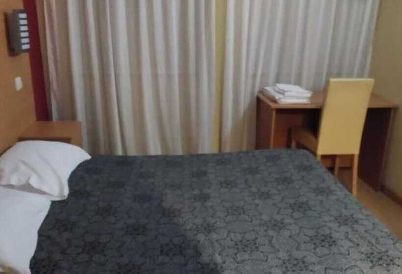 هتل Guest House Estrela