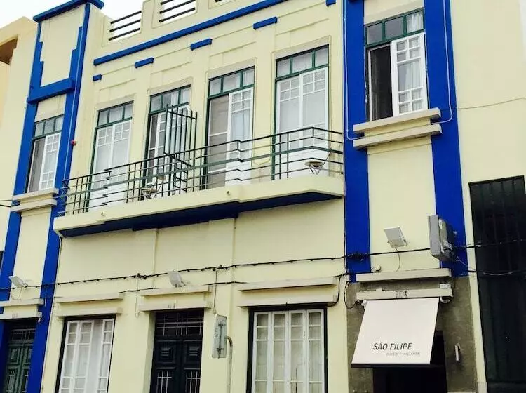 هتل Guest House Sao Filipe