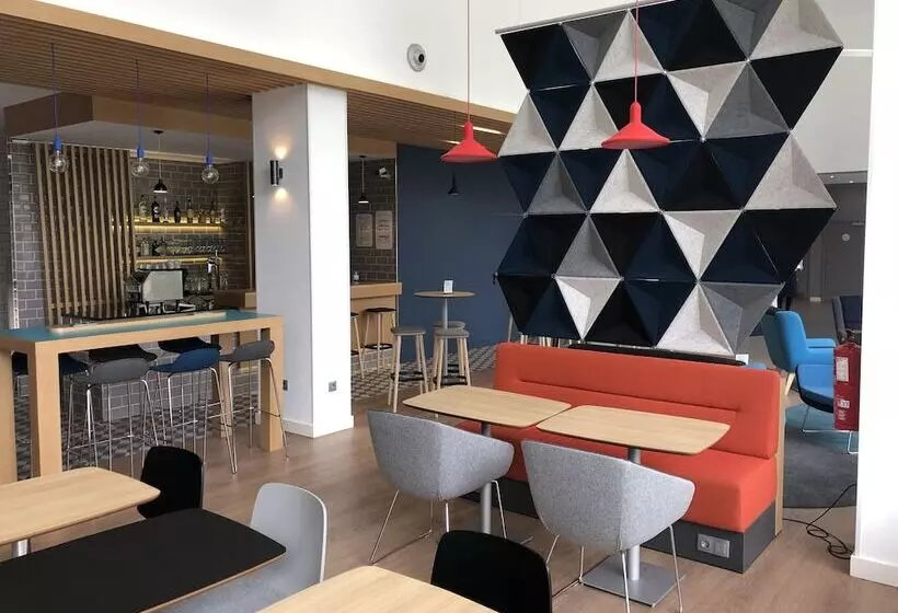 Отель Holiday Inn Express Porto Exponor, An Ihg