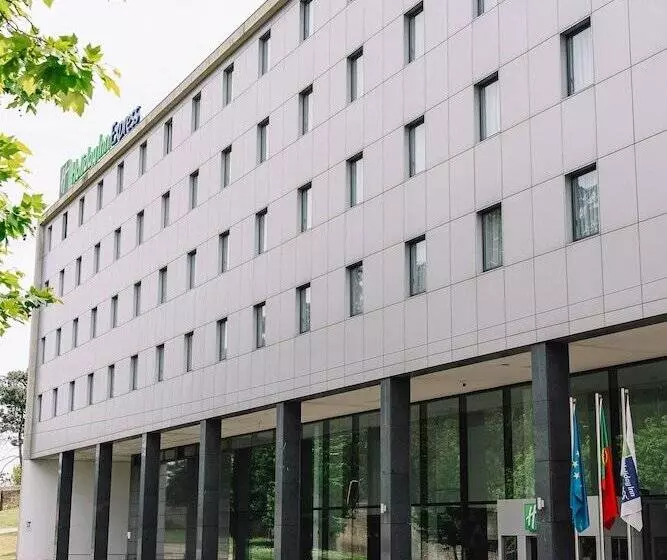 Отель Holiday Inn Express Porto Exponor, An Ihg