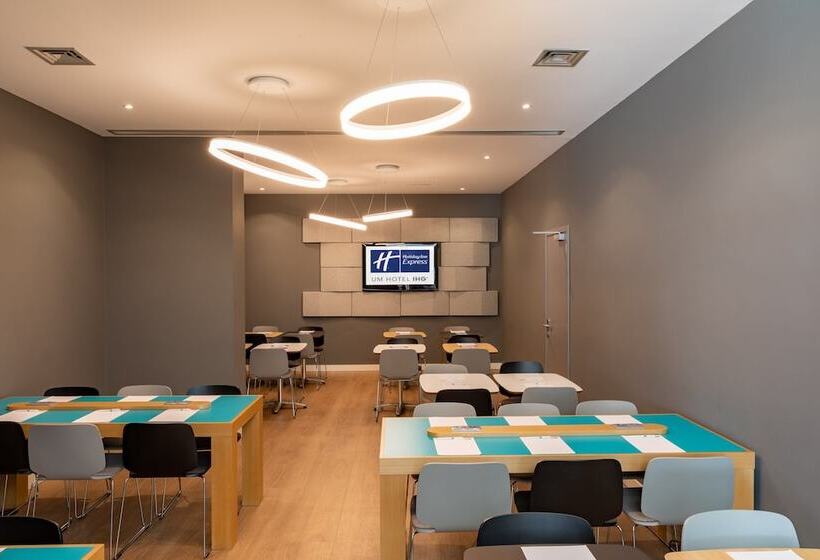 هتل Holiday Inn Express Porto Exponor, An Ihg