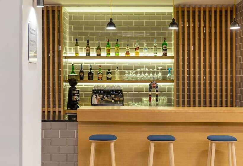 هتل Holiday Inn Express Porto Exponor, An Ihg